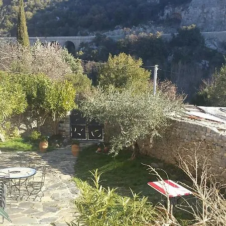 Bed and breakfast Mas De Lunet