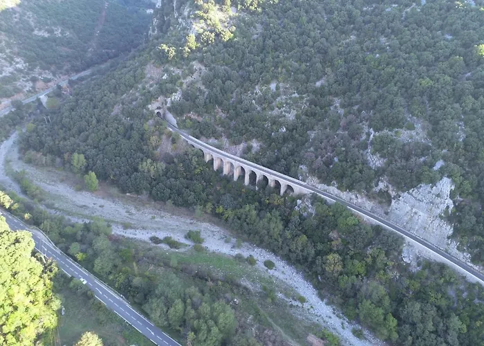 Mas De Lunet Bed & Breakfast Ganges